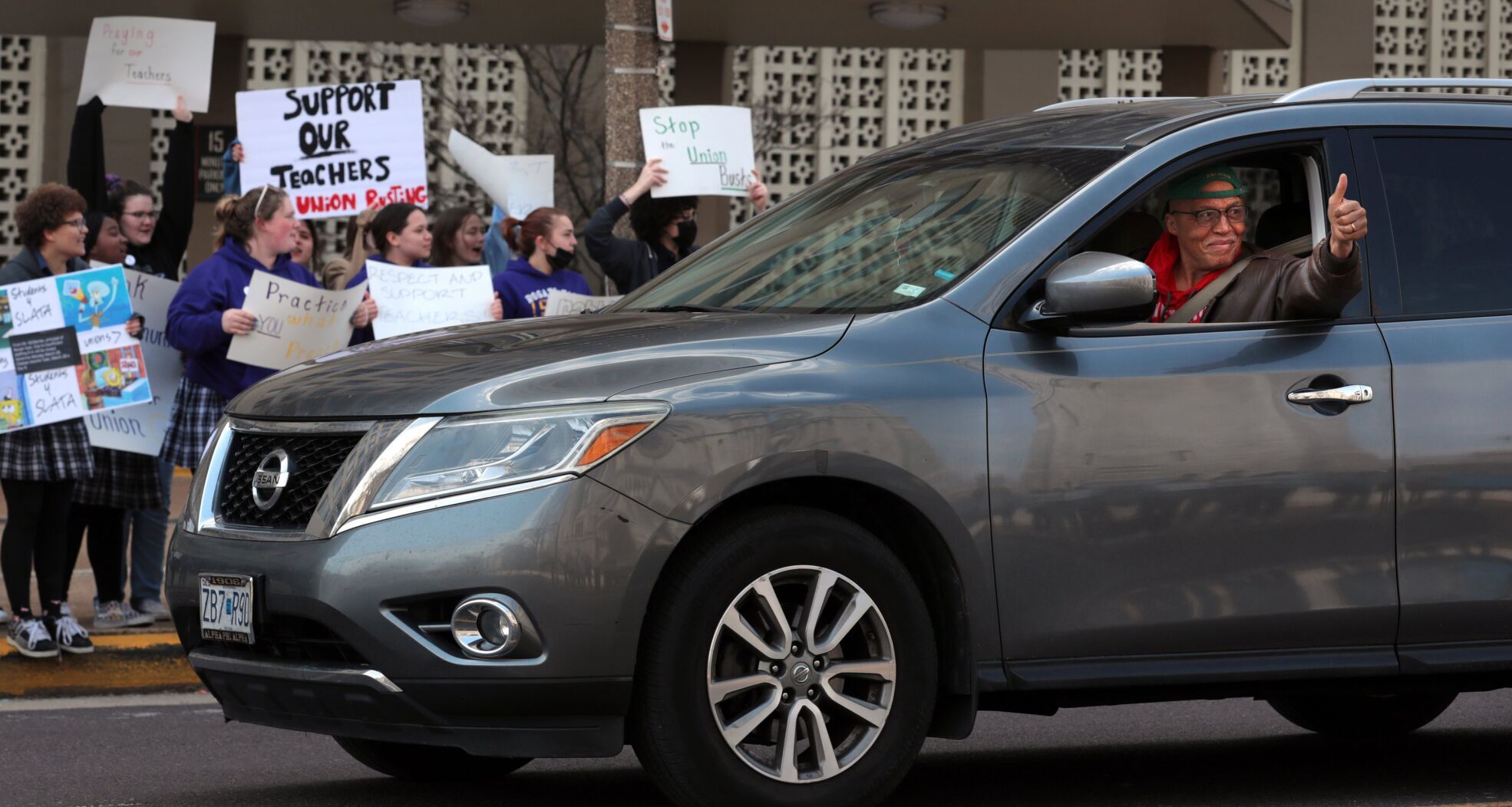 Catholic students rally to support teachers
